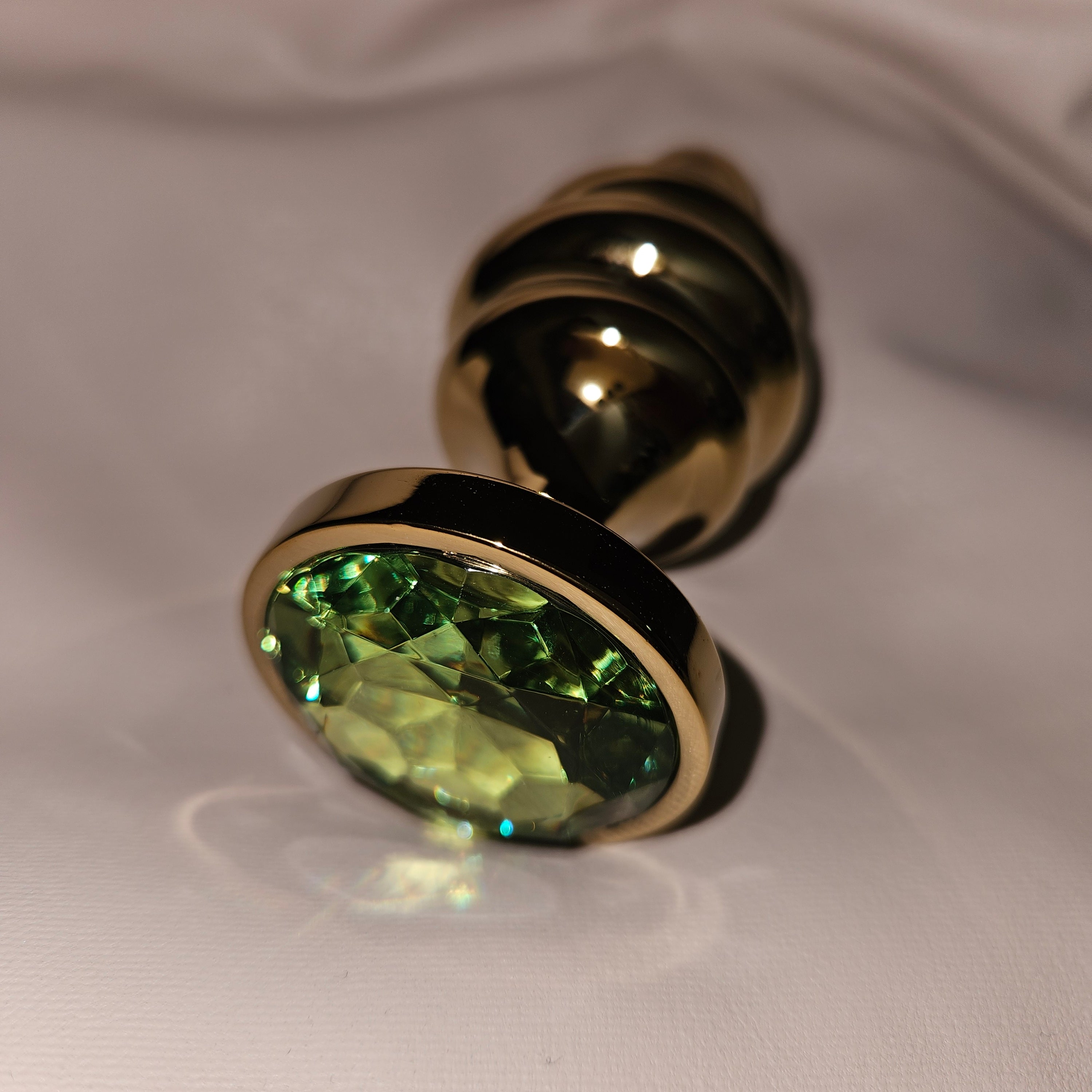 Spiral Gold Metal Plug Large Olive