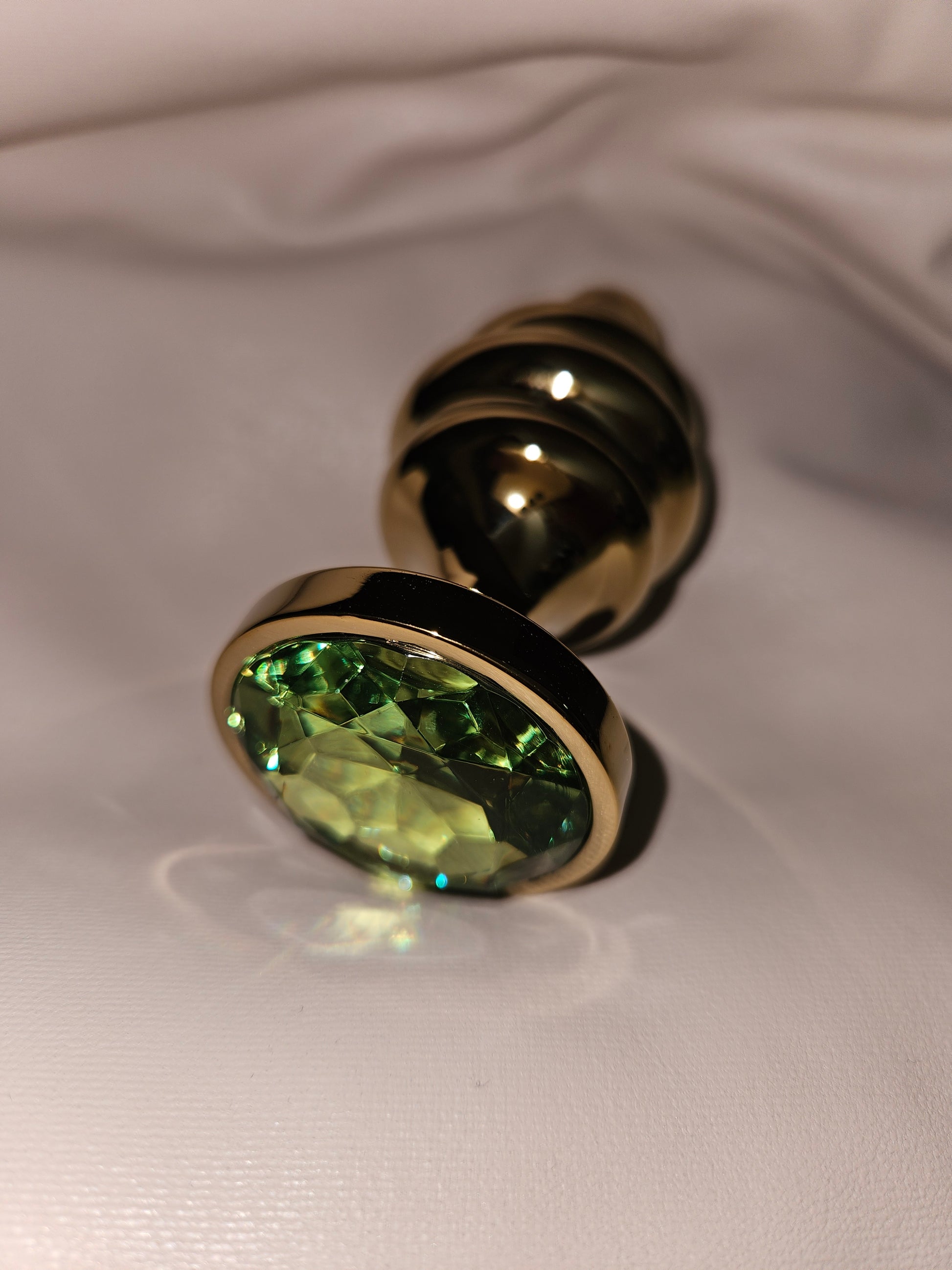 Spiral Gold Metal Plug Large Olive